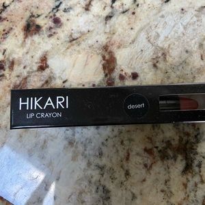 Hikari lip crayon